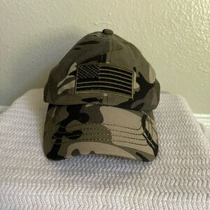 Camouflage Baseball Cap with Flag Patch
